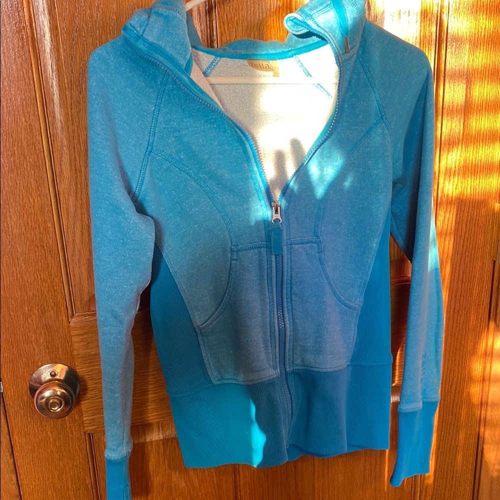 Zella Blue Fitted Long Sleeve Zippered Hoodie